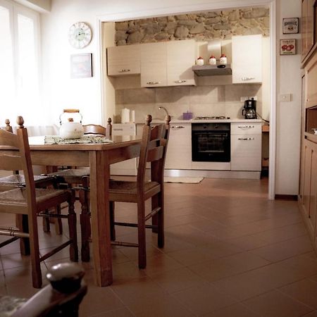 Casa Vacanza Ilia 佩夏 外观 照片