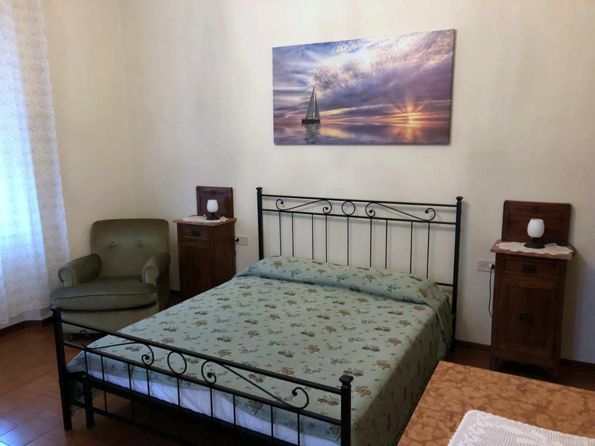 Casa Vacanza Ilia 佩夏 外观 照片
