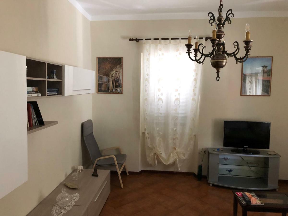 Casa Vacanza Ilia 佩夏 外观 照片