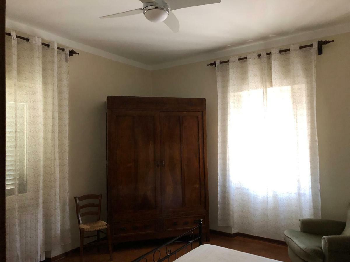 Casa Vacanza Ilia 佩夏 外观 照片