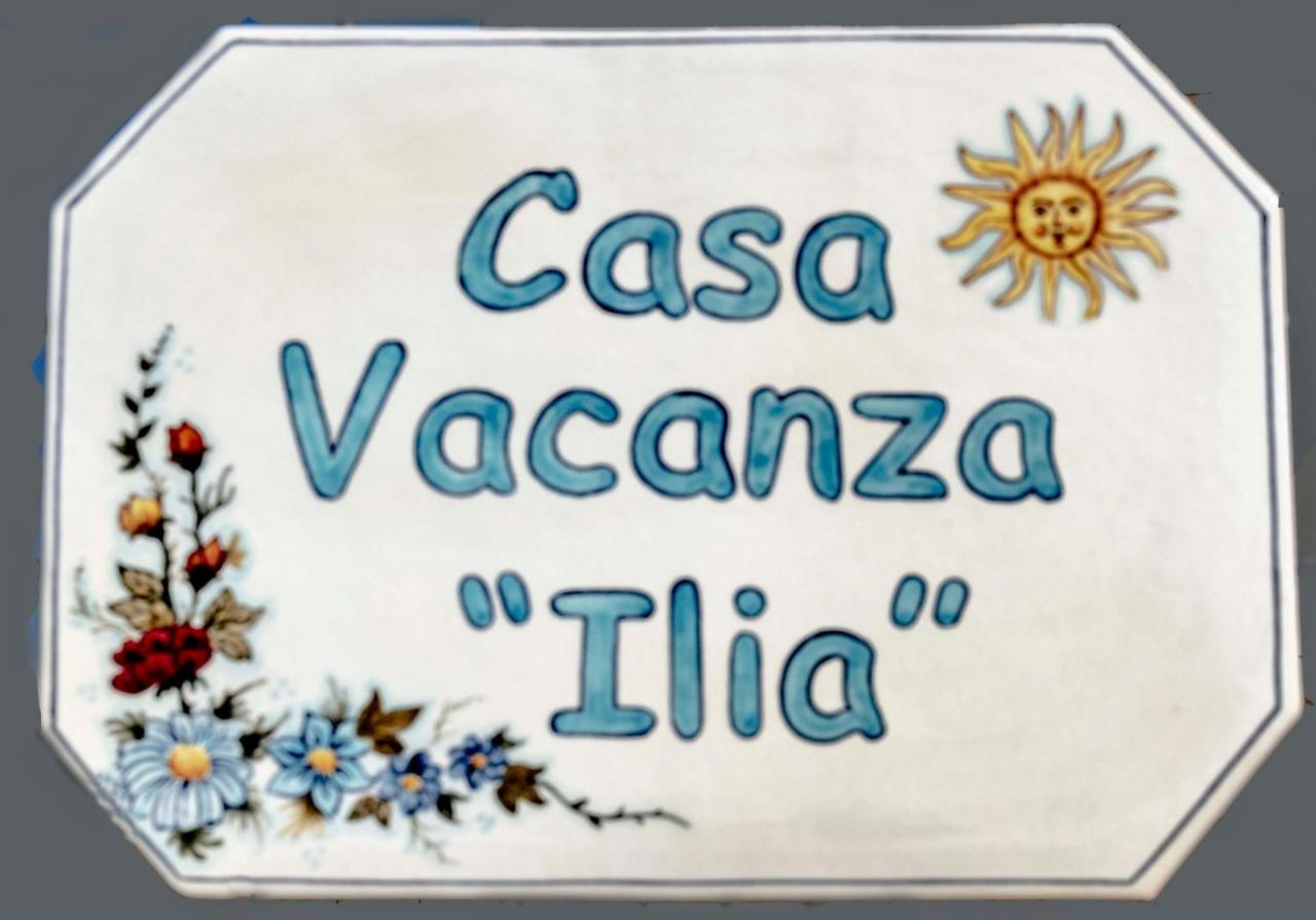 Casa Vacanza Ilia 佩夏 外观 照片